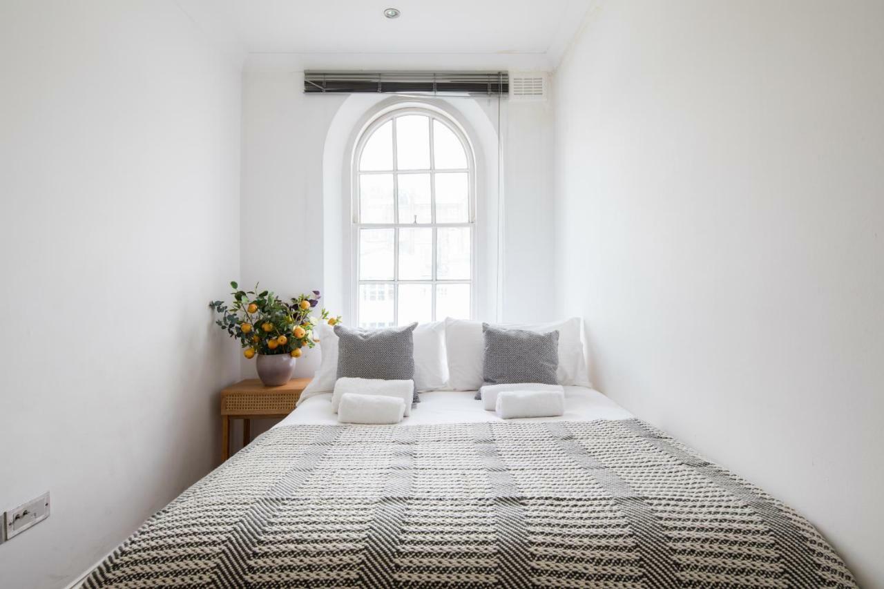 Gloucester Terrace By Lime Street Londra Dış mekan fotoğraf
